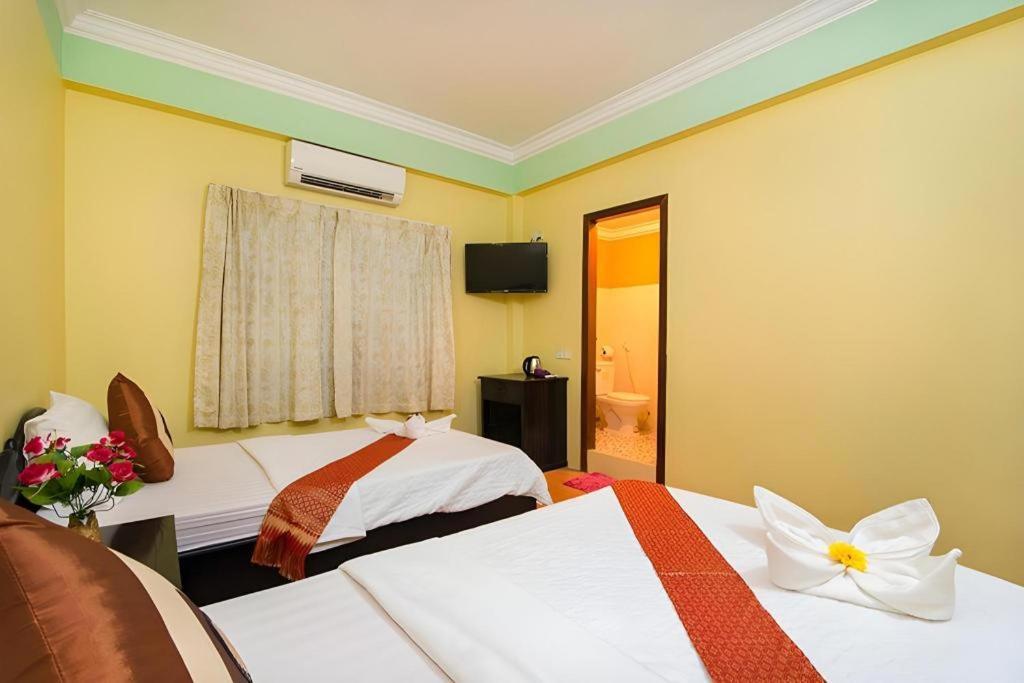Happy Zone Hostel Сіємреап Екстер'єр фото