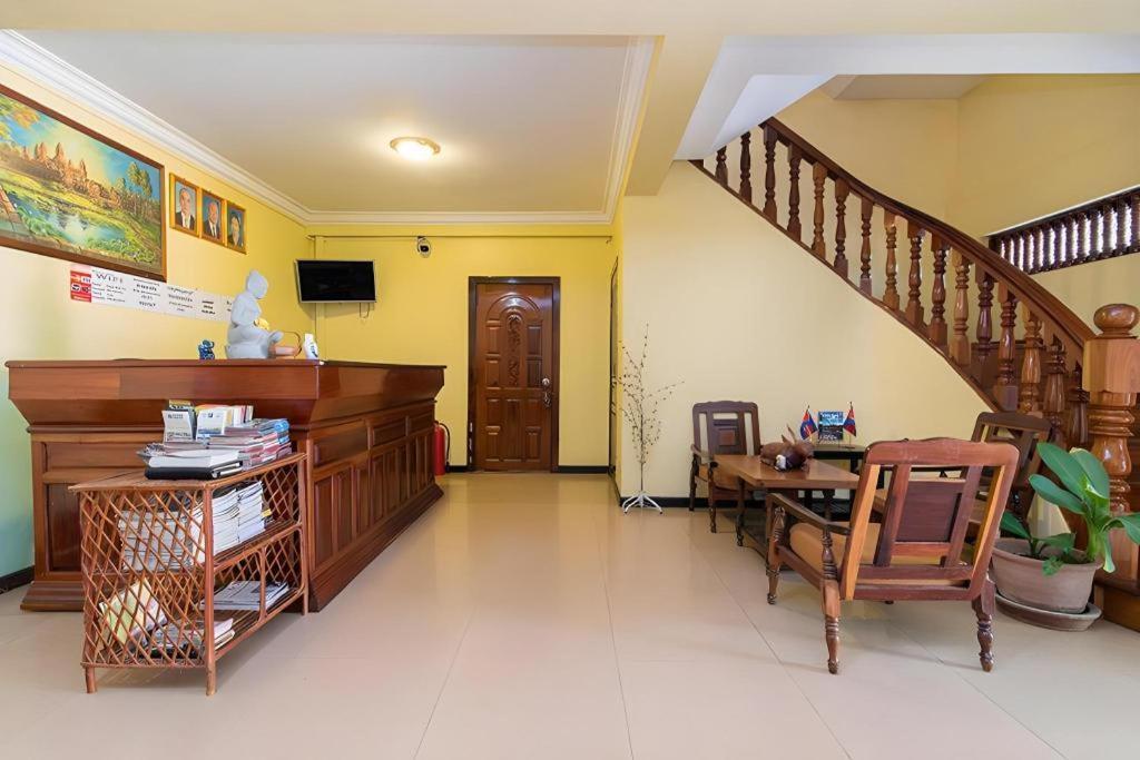 Happy Zone Hostel Сіємреап Екстер'єр фото