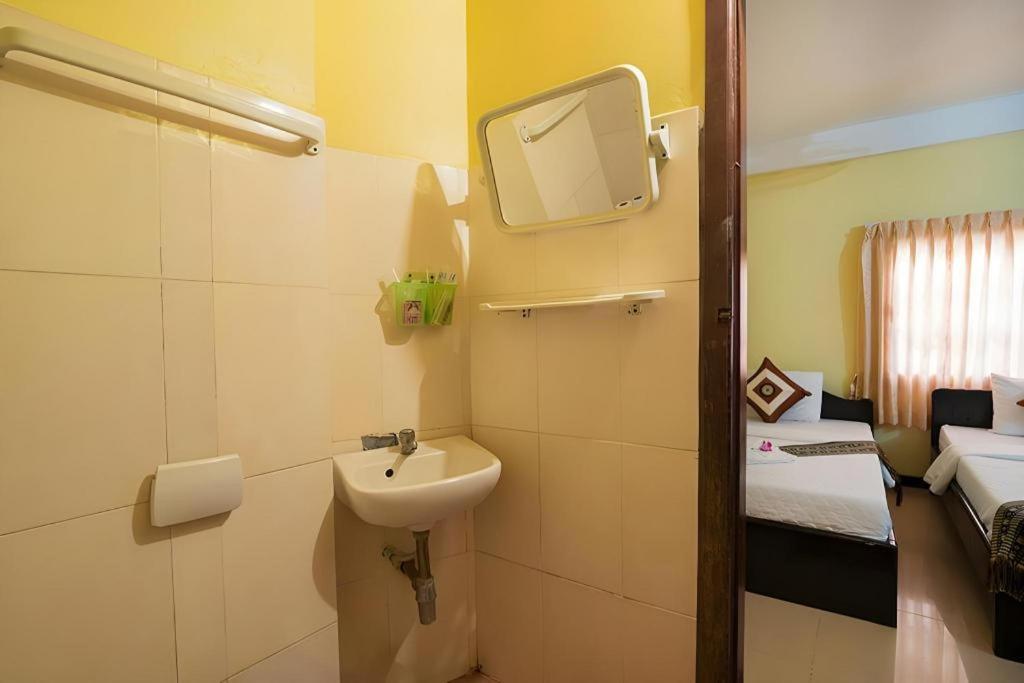 Happy Zone Hostel Сіємреап Екстер'єр фото